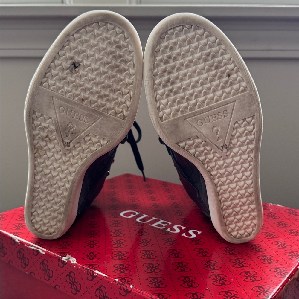 Guess Huxley 2 Wedge Sneakers - Picture 9 of 10